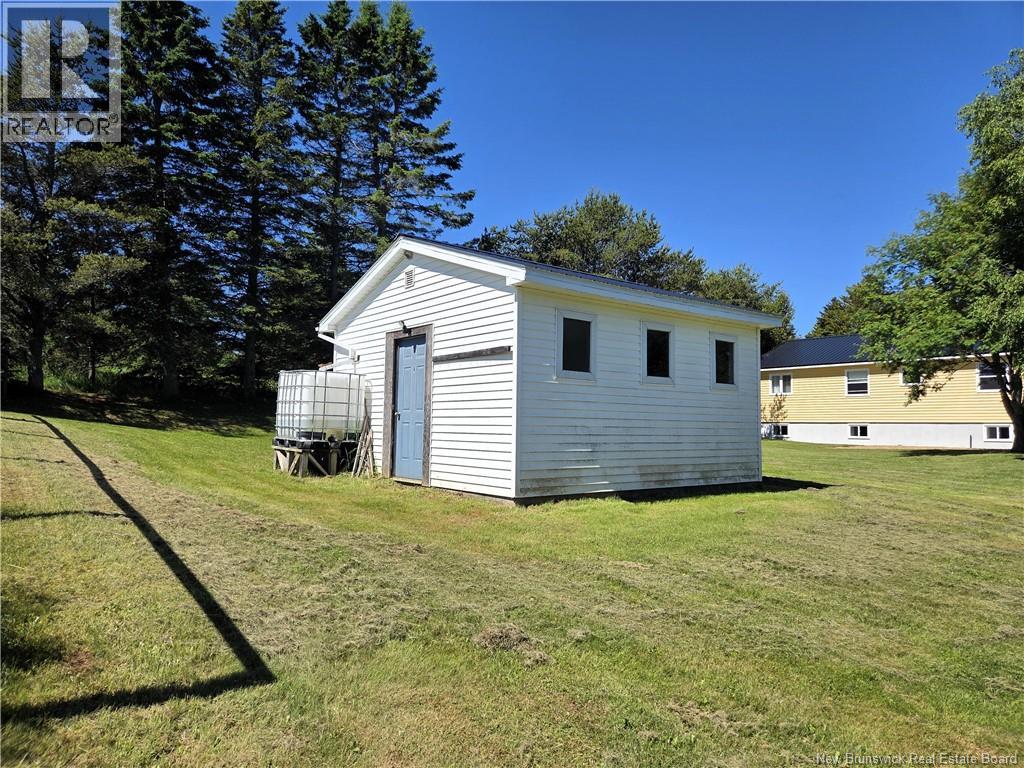75 Hesler Drive - 40