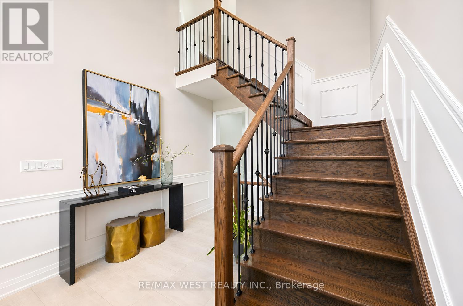 18 BOONE CRESCENT - 21