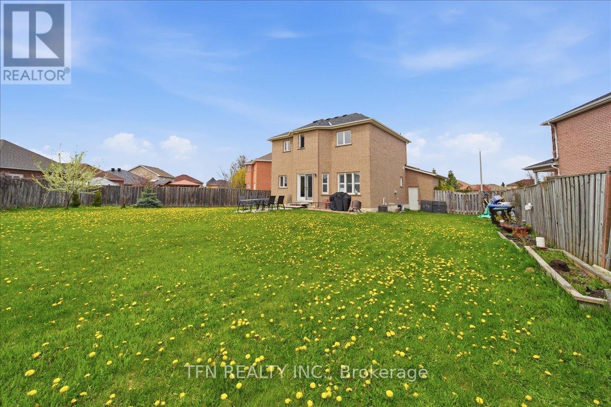2073 CYNTHIA COURT E - 19