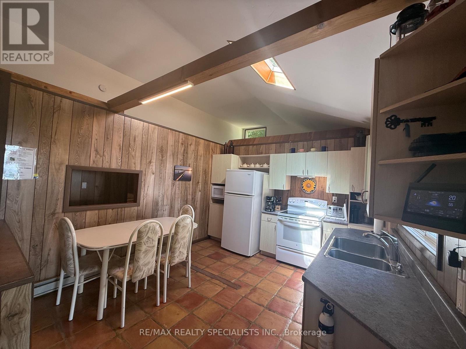 LOT 238 SNAKE ISLAND - 10