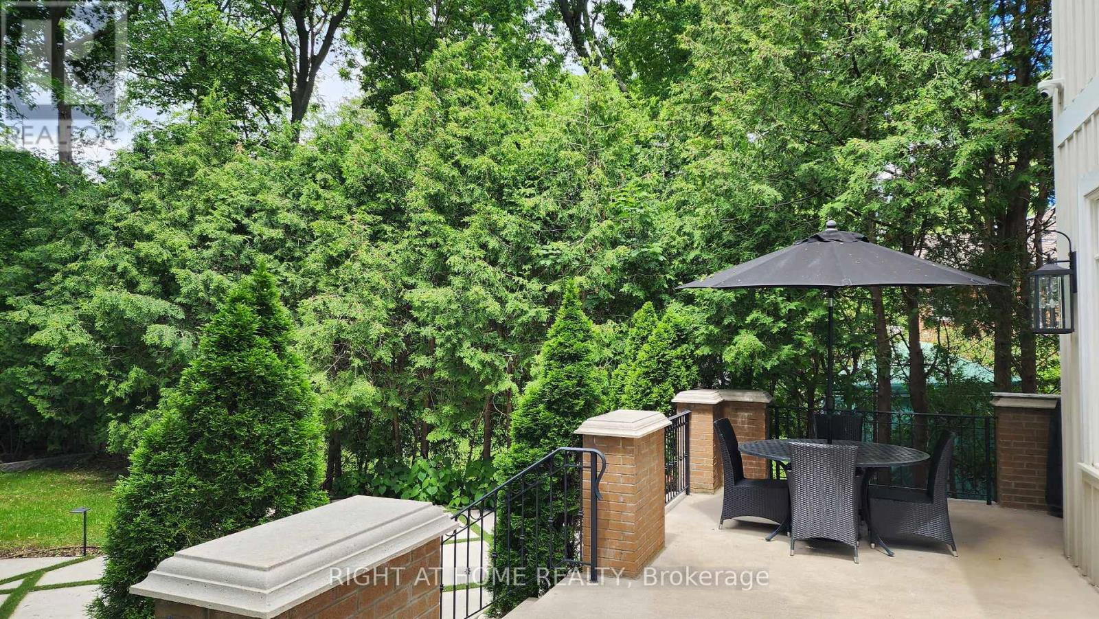144 BROOKE STREET - 33