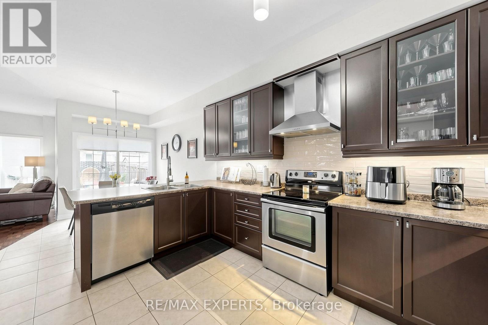 113 BOTICELLI WAY - 10
