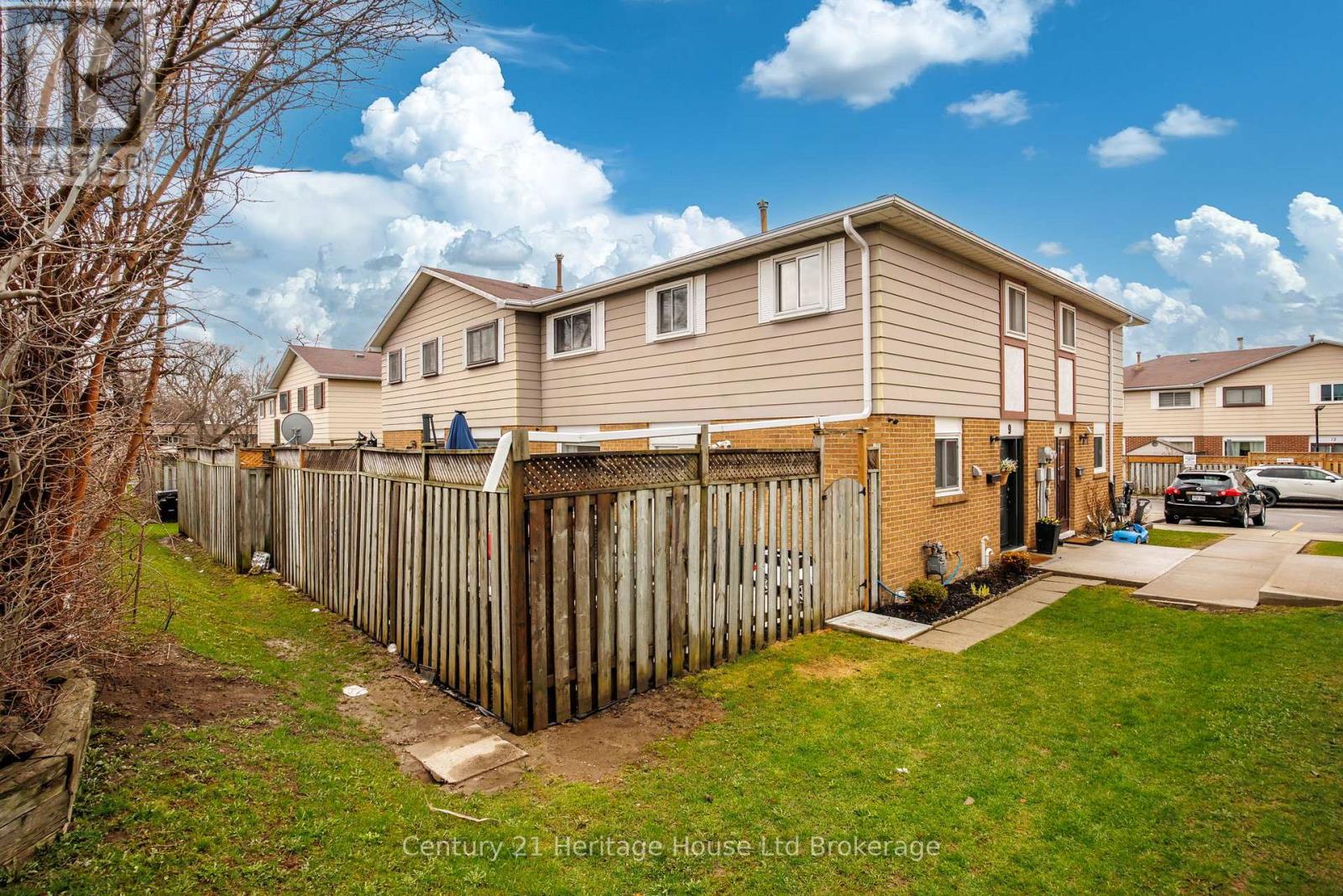9 SAN VITO WAY - 30