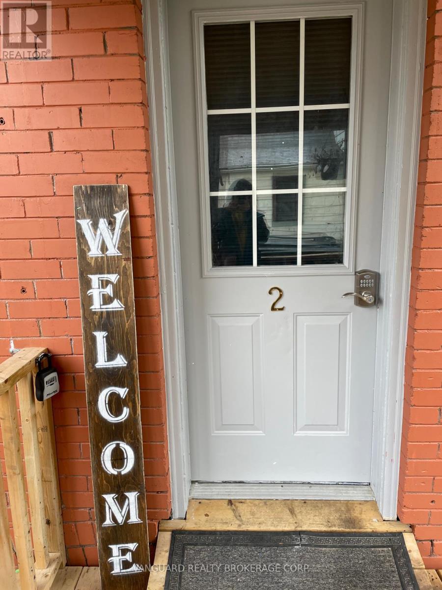 71 JOHN STREET E - 19