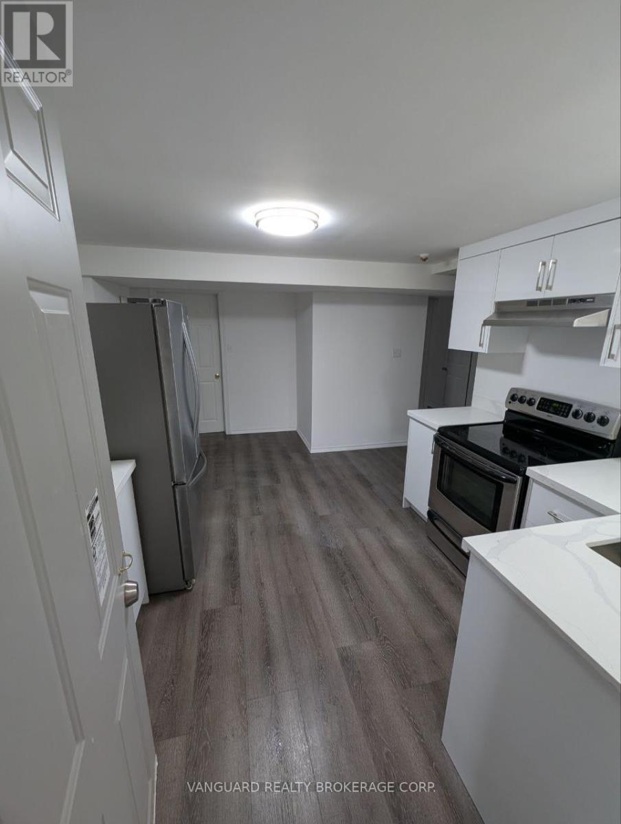 71 JOHN STREET E - 31