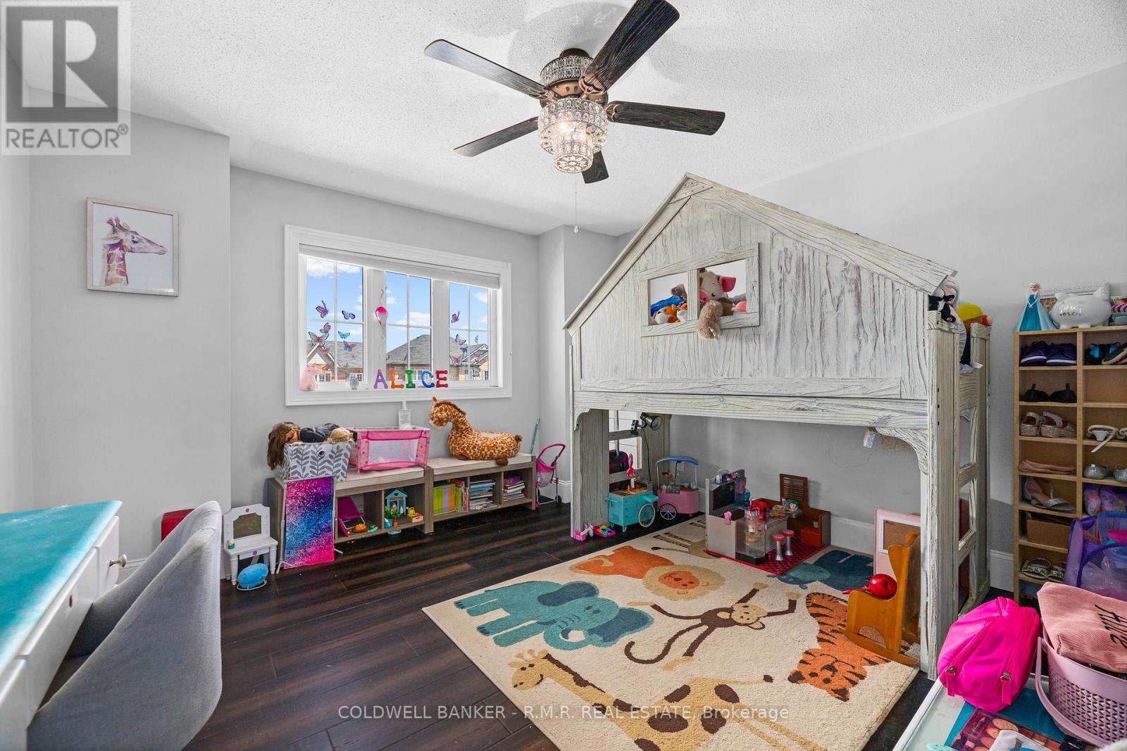 3 DON HADDEN CRESCENT - 27