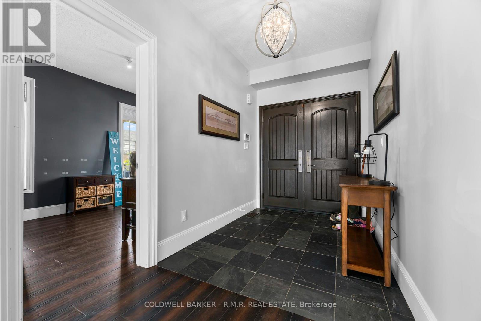 3 DON HADDEN CRESCENT - 8