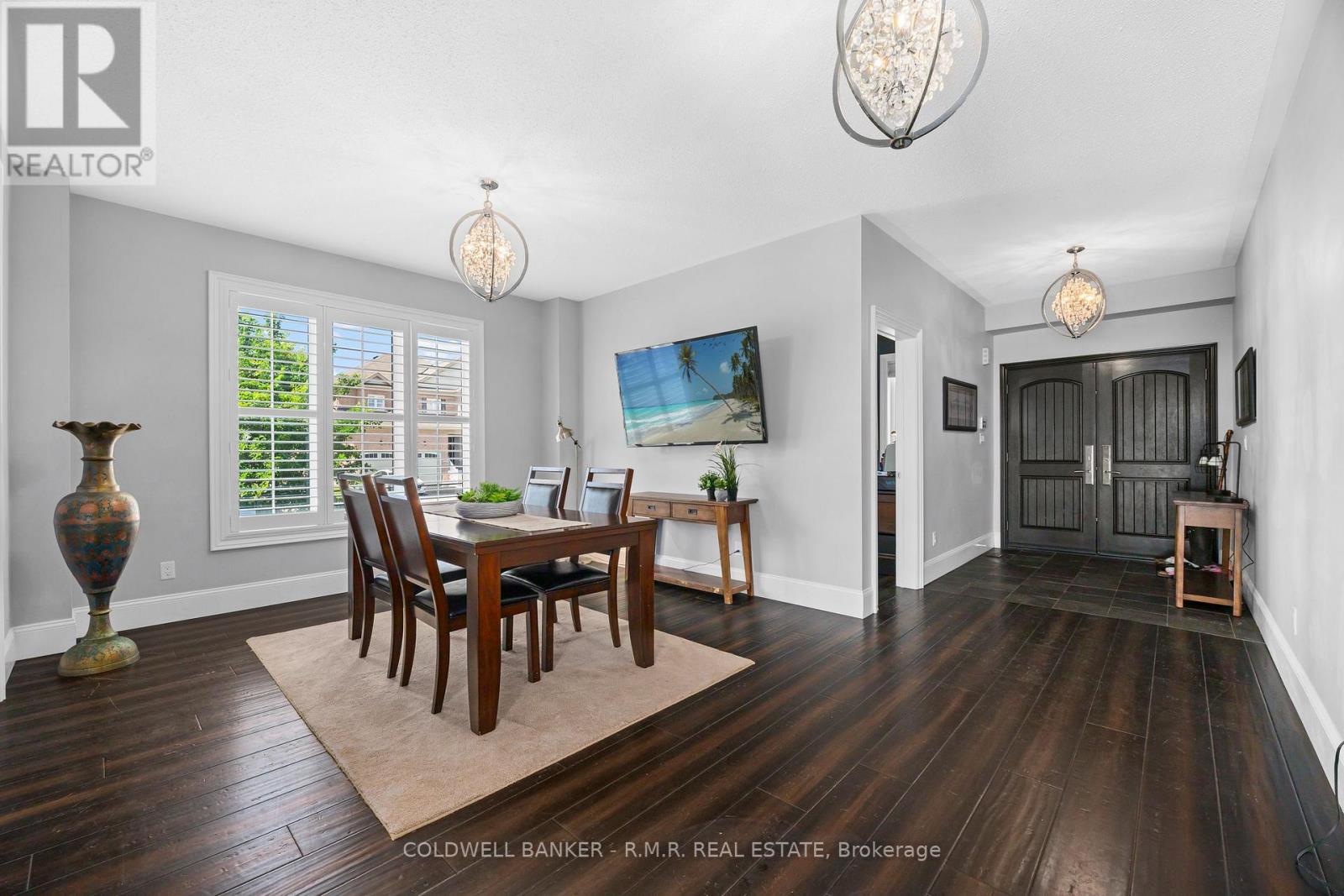 3 DON HADDEN CRESCENT - 3