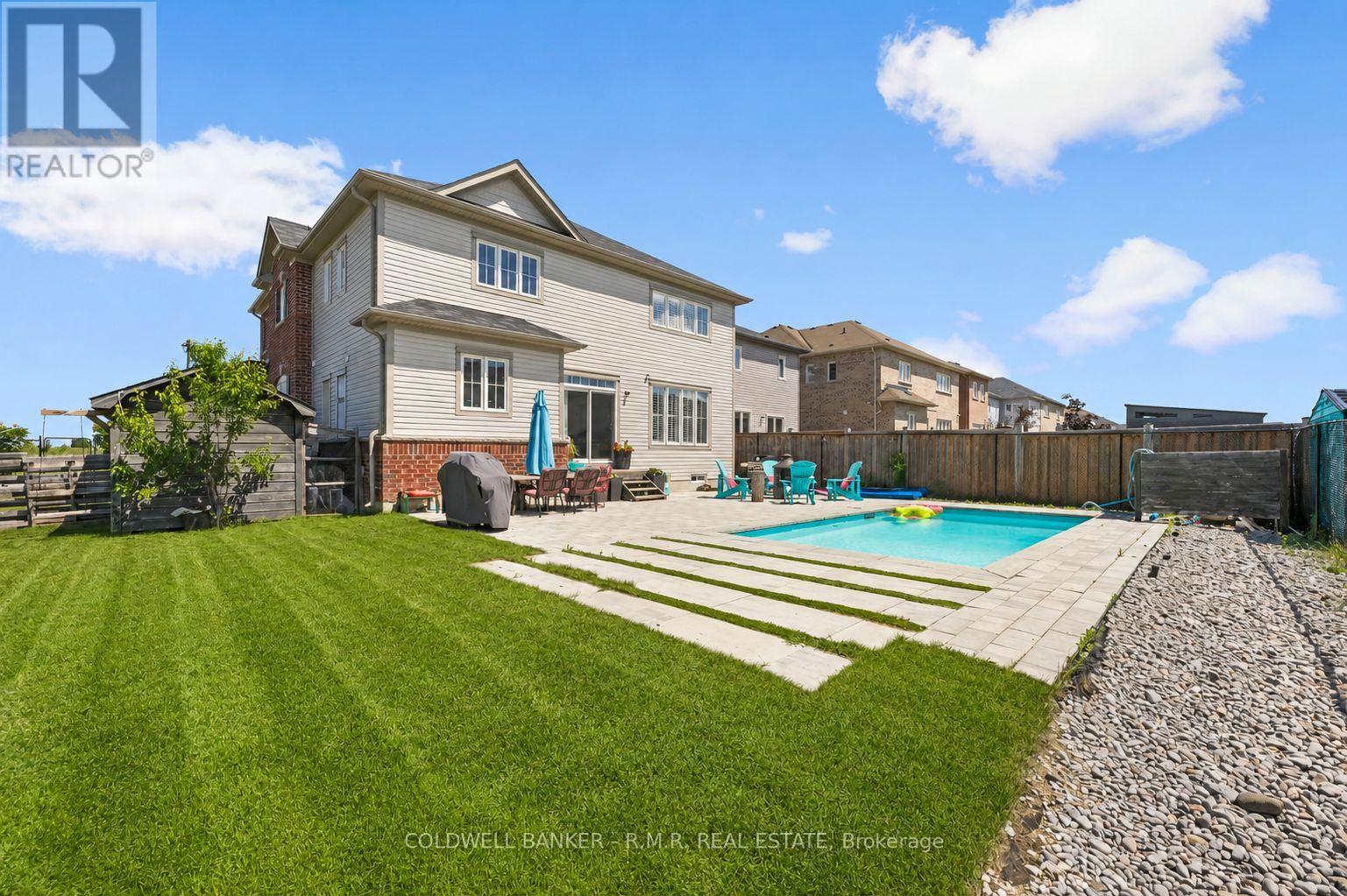 3 DON HADDEN CRESCENT - 50