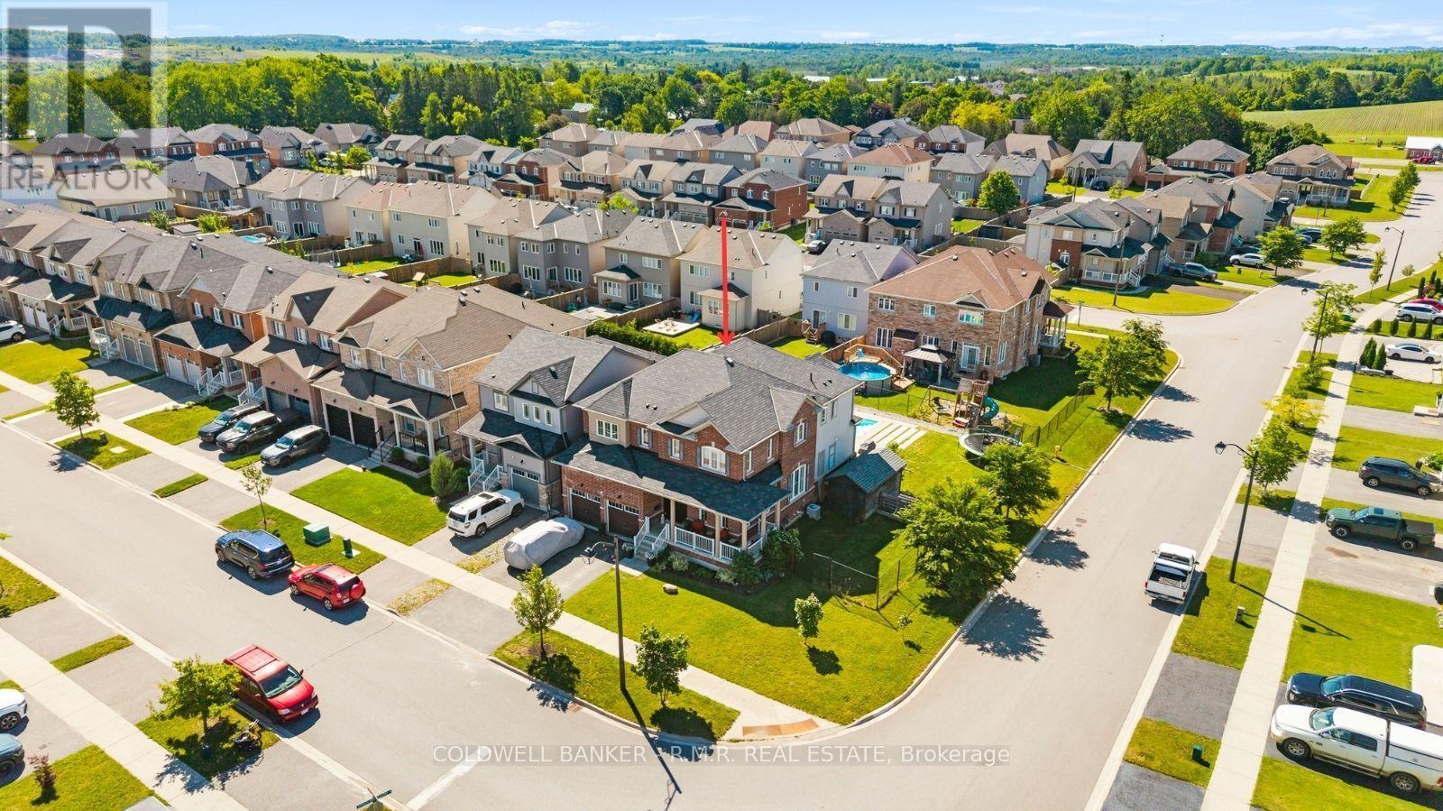 3 DON HADDEN CRESCENT - 44