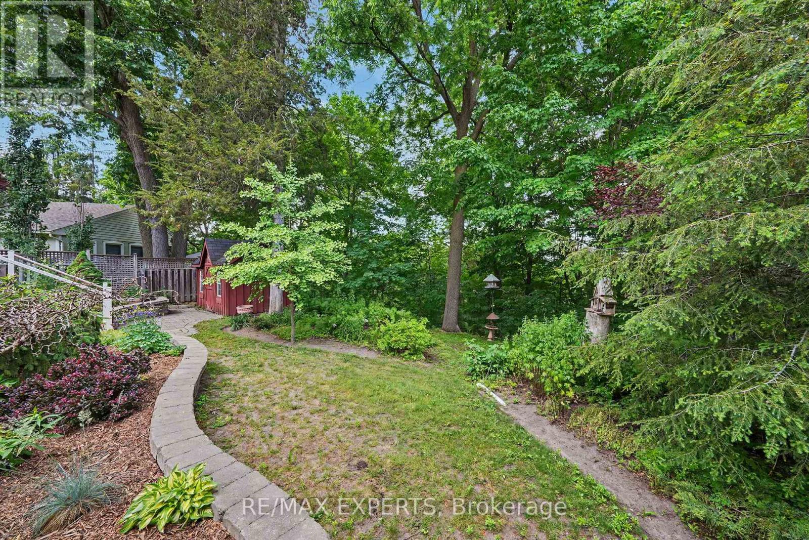 91 NAPIER STREET - 37