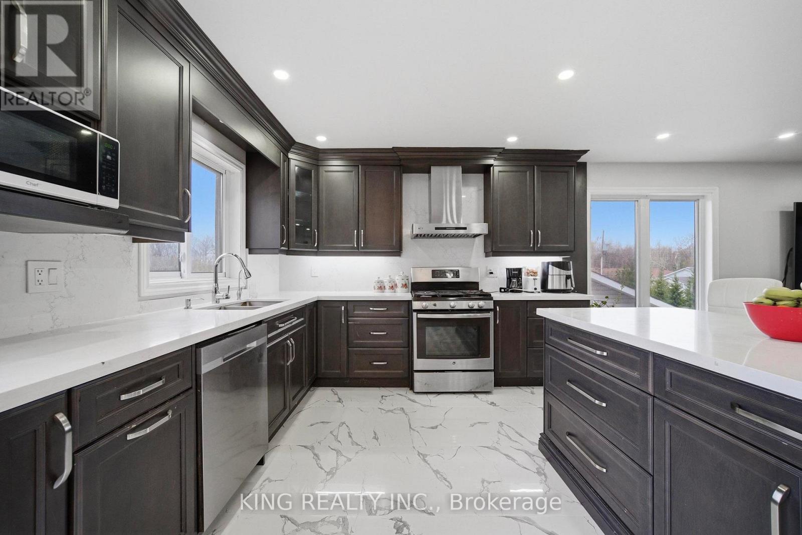 1181 ARNOLD STREET - 10