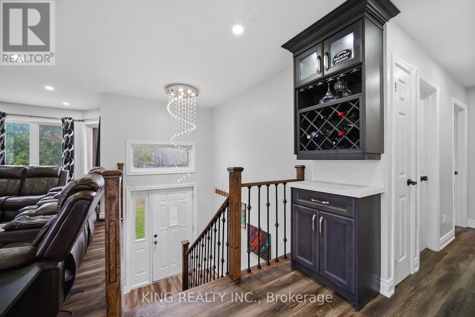 1181 ARNOLD STREET - 11