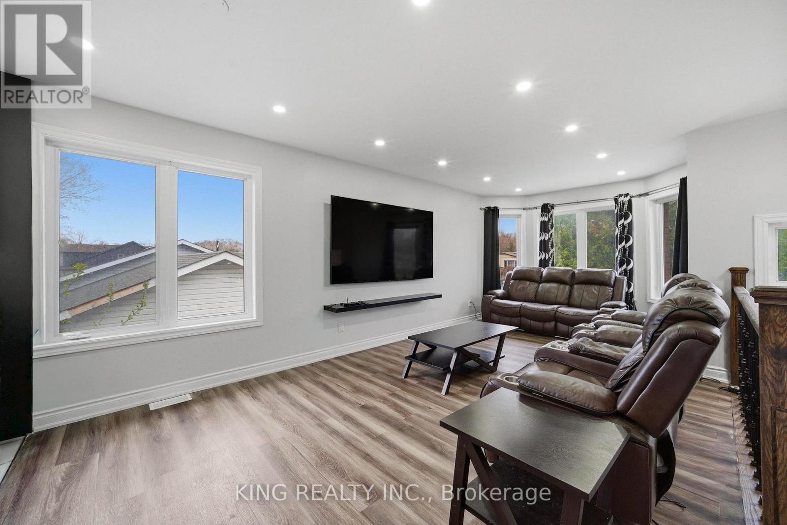 1181 ARNOLD STREET - 13