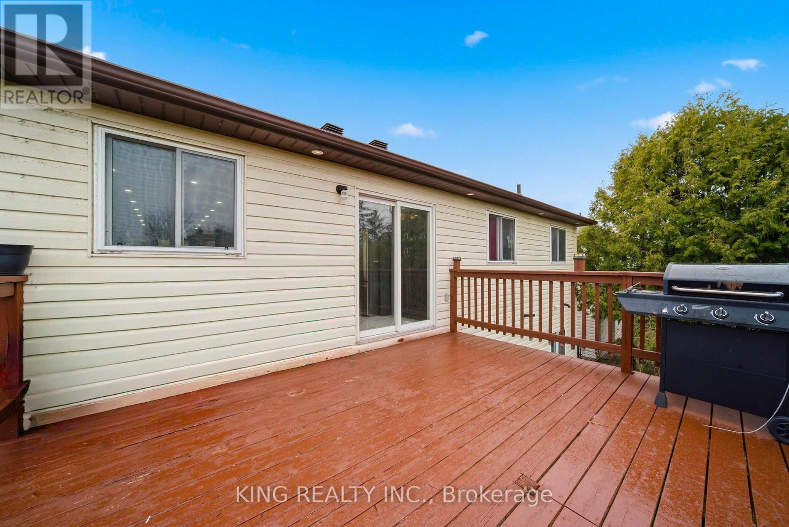 1181 ARNOLD STREET - 24
