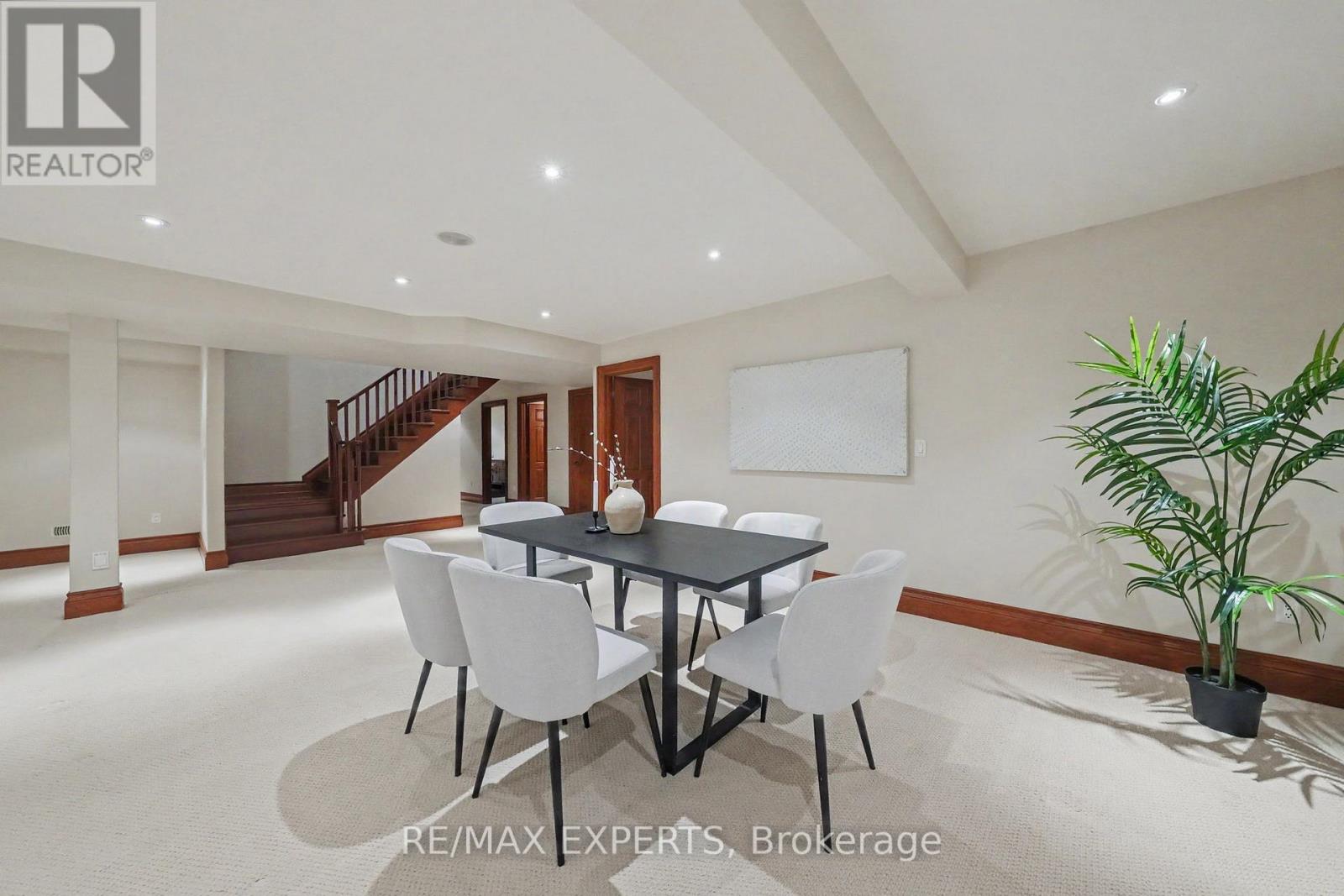 91 NAPIER STREET - 27