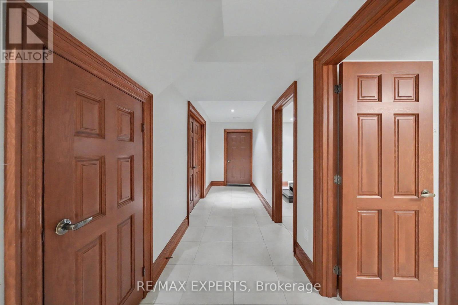 91 NAPIER STREET - 32