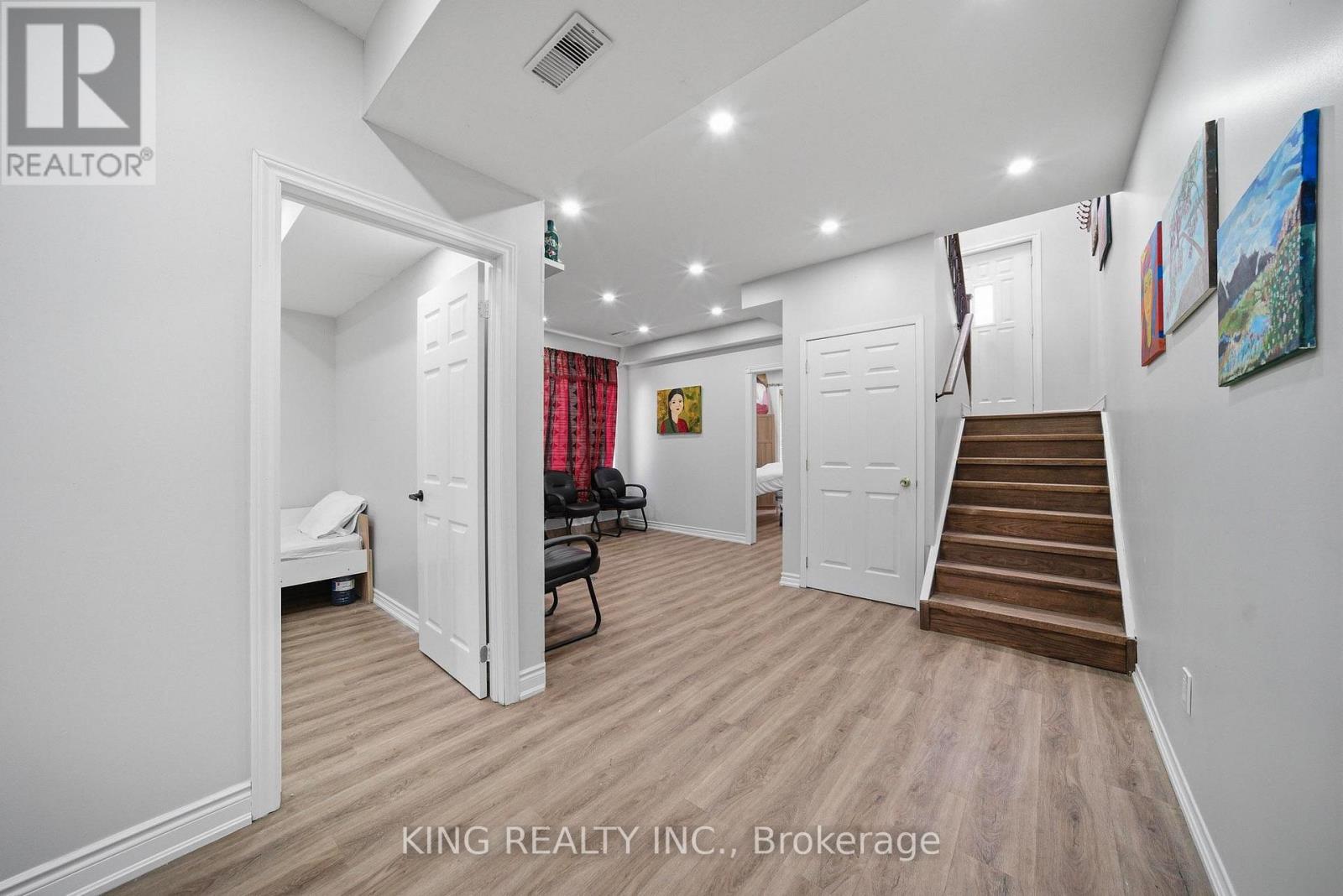 1181 ARNOLD STREET - 26