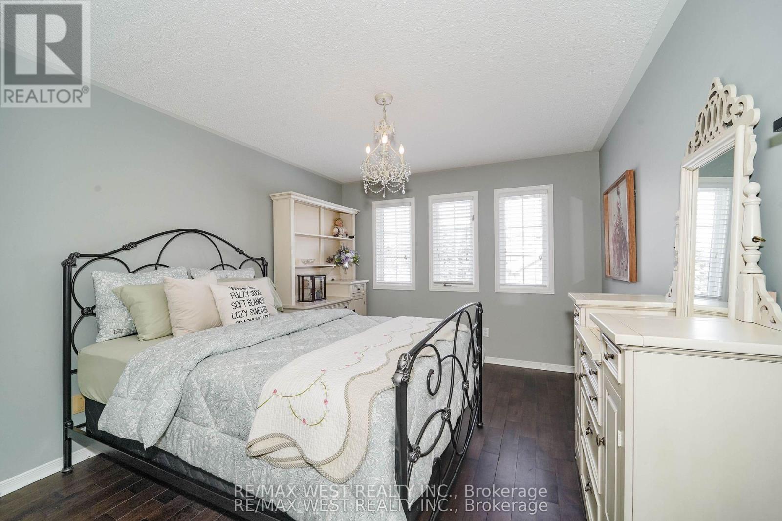 43 SUMMITCREST DRIVE - 15