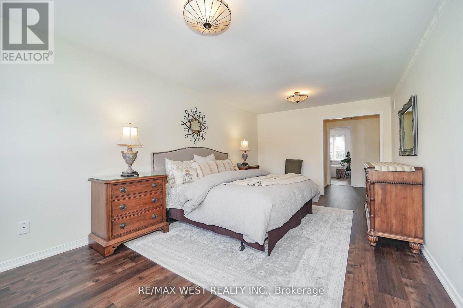 43 SUMMITCREST DRIVE - 10