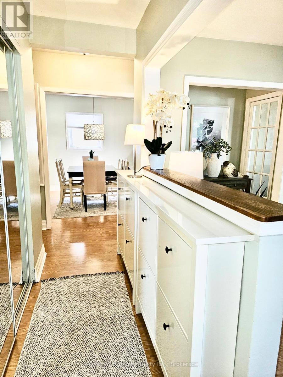 43 COLONIAL AVENUE - 9
