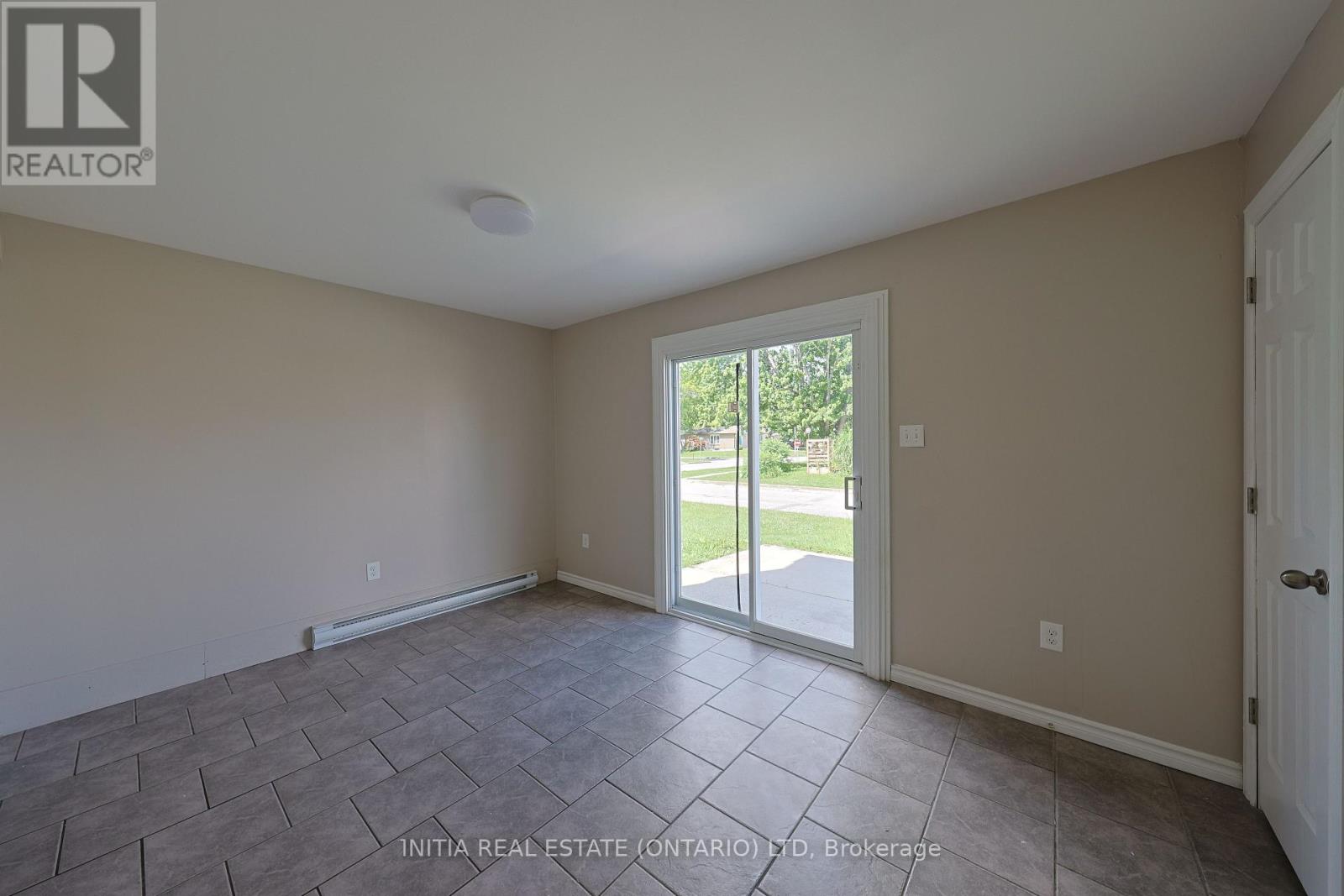 #69 348 CAMERON STREET - 10