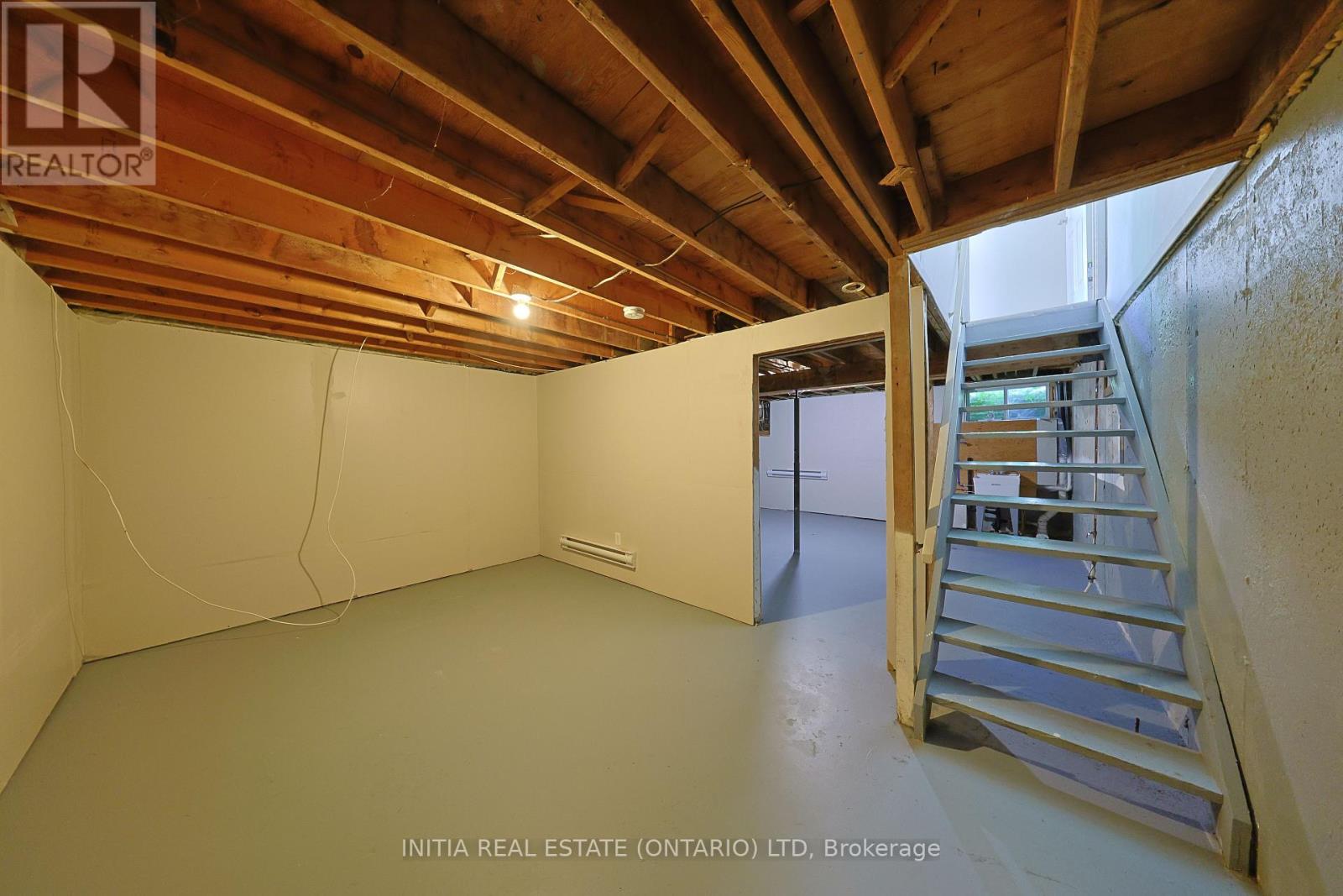 #69 348 CAMERON STREET - 23