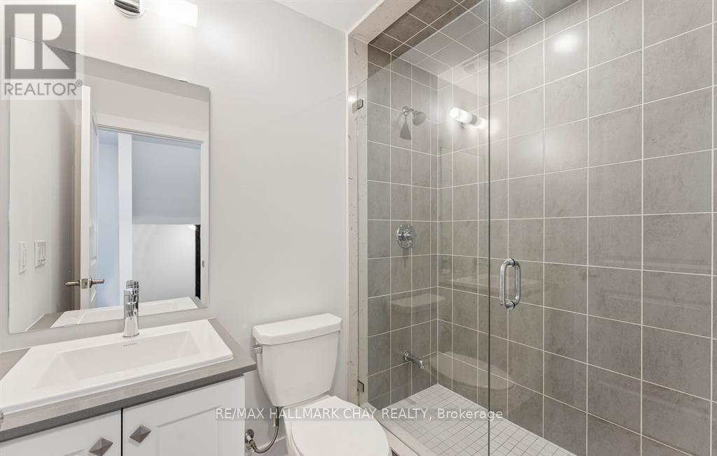 #227 9570 ISLINGTON AVENUE - 17
