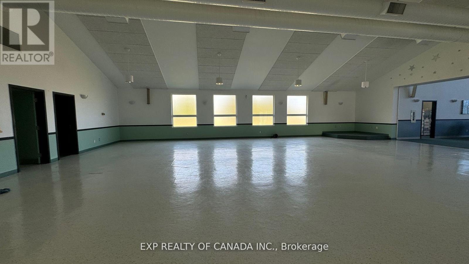 2323 GENIER ROAD - 27