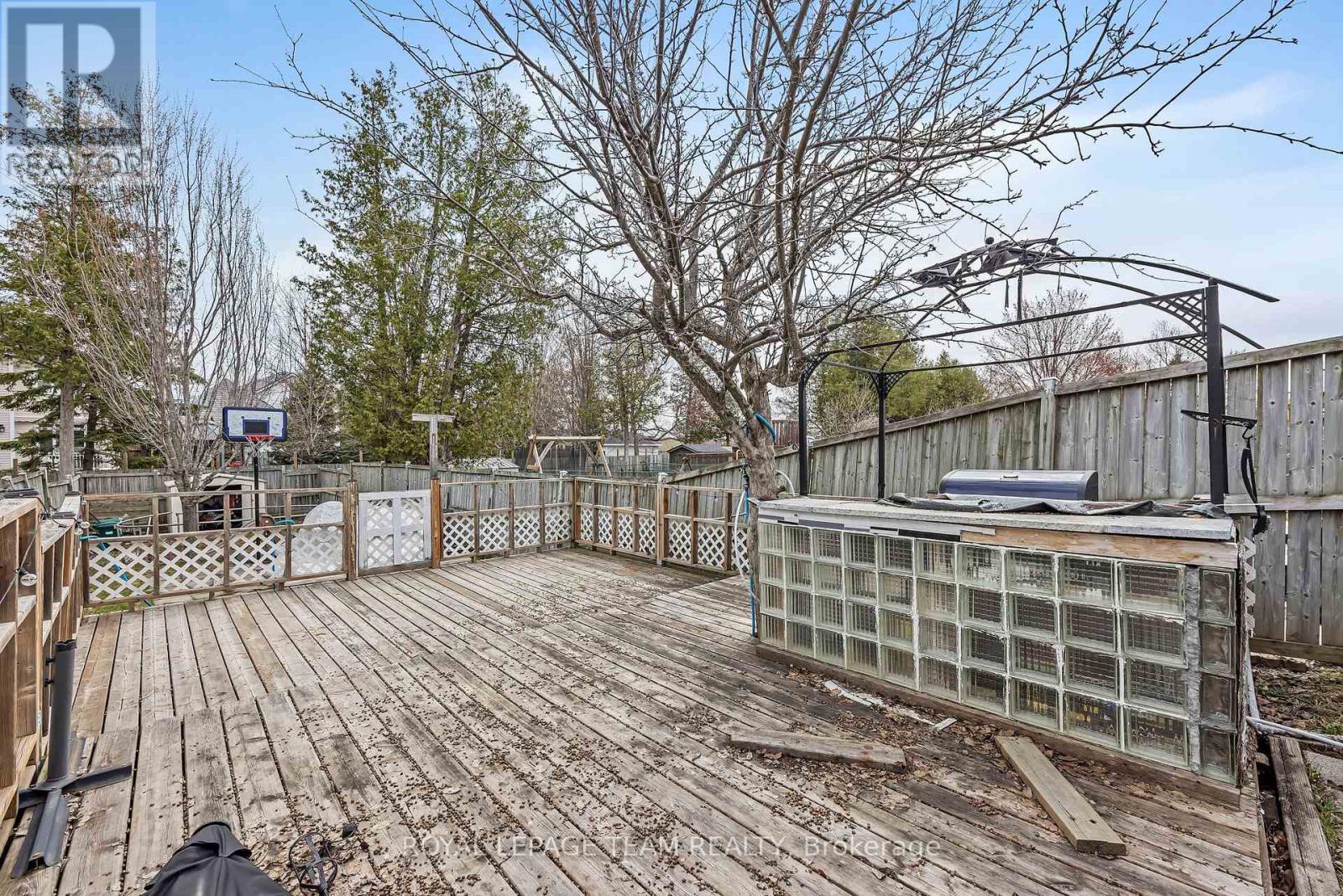 3 Bed, 2 Bath House for Sale in Ottawa – 57 RANDALL JAMES DRIVE, Ottawa – MLS# X13054852 - Image 55