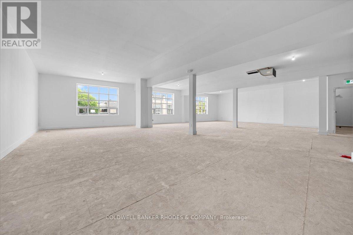 Retail for Rent in Ottawa – 780 BANK STREET, Ottawa – MLS# X13247228 - Image 32