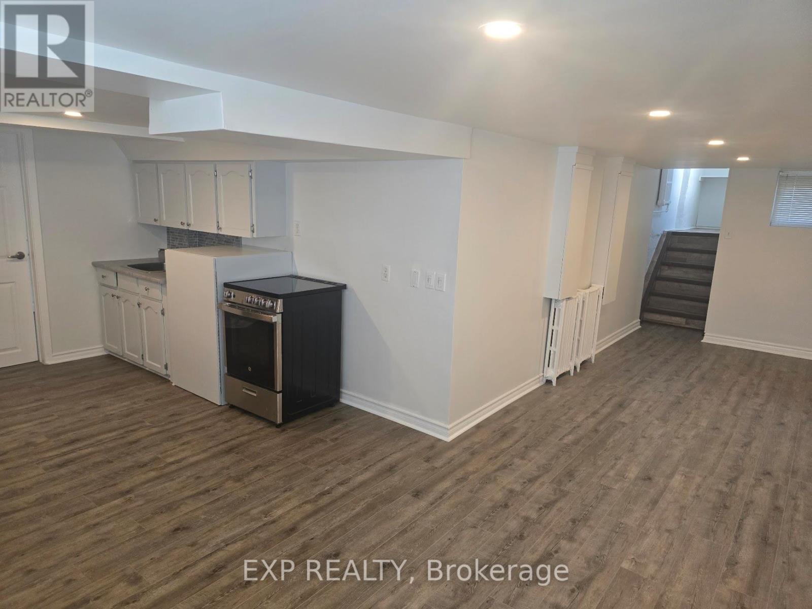 42 BRIGHTON AVENUE - 30