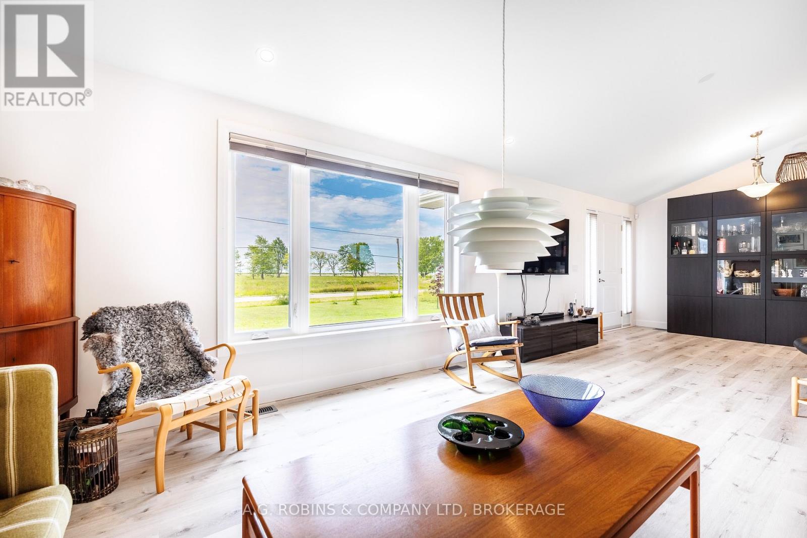 11716 LAKESHORE ROAD - 12