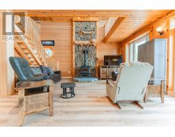 Moonbeam - 205 Lefebvre Peninsula Road, Kapuskasing, ON P0L1V0 Photo 16