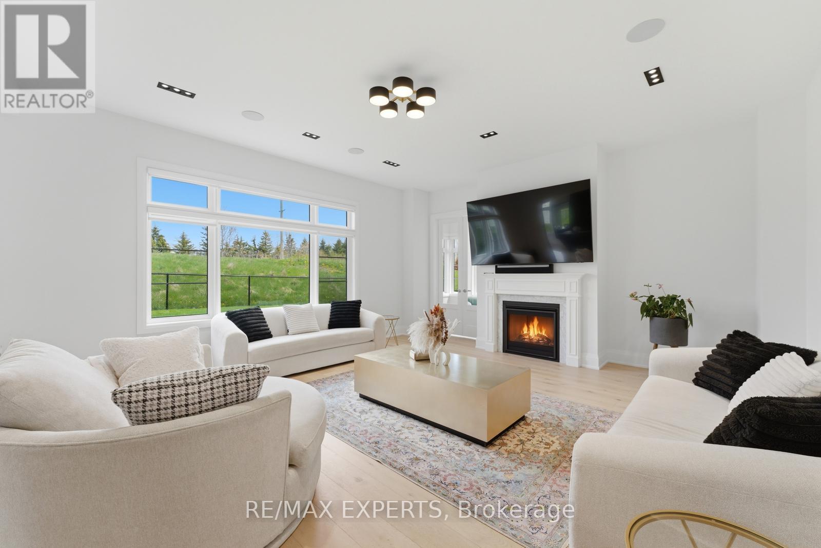15 SCULPTURE GARDEN LANE - 13