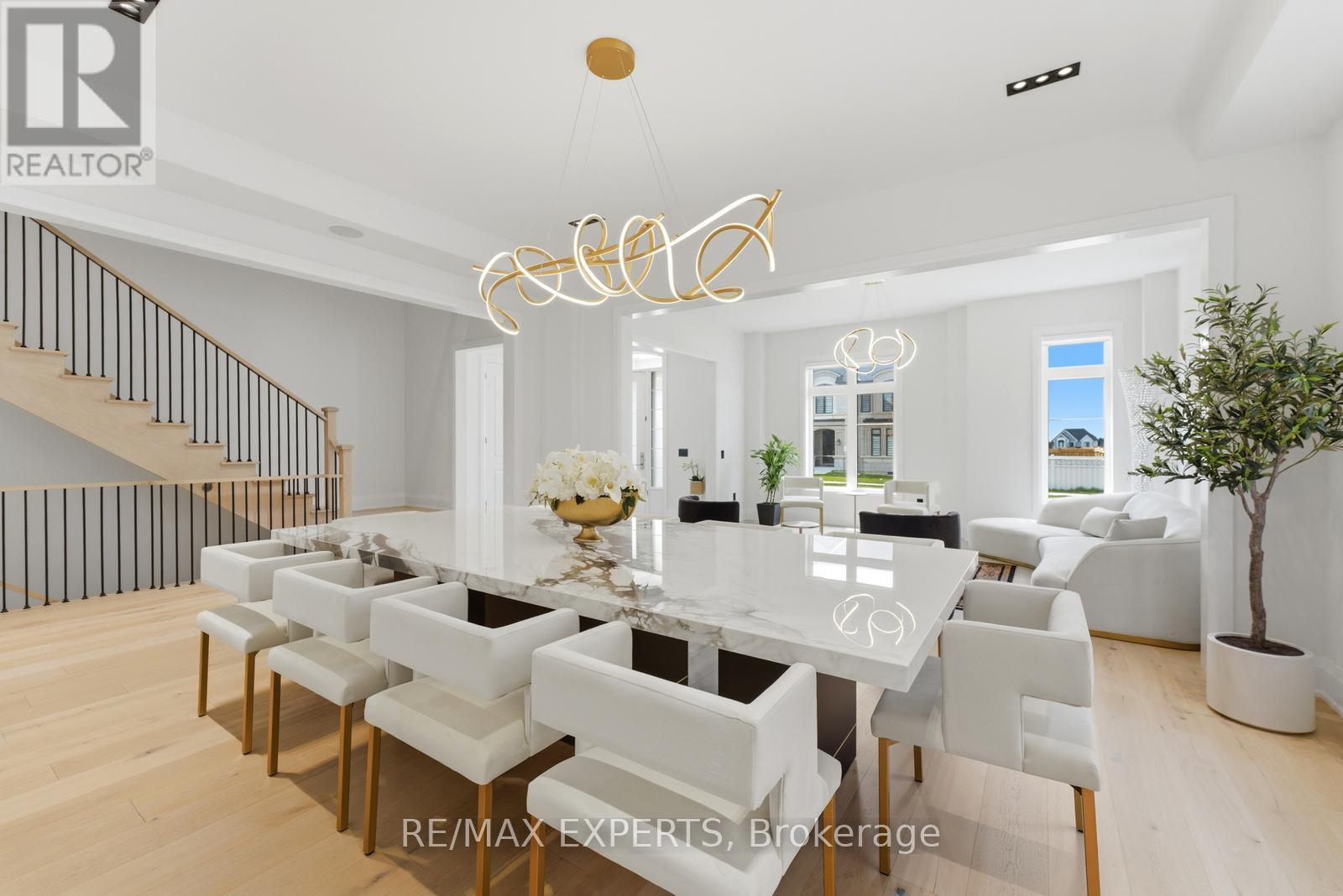 15 SCULPTURE GARDEN LANE - 12