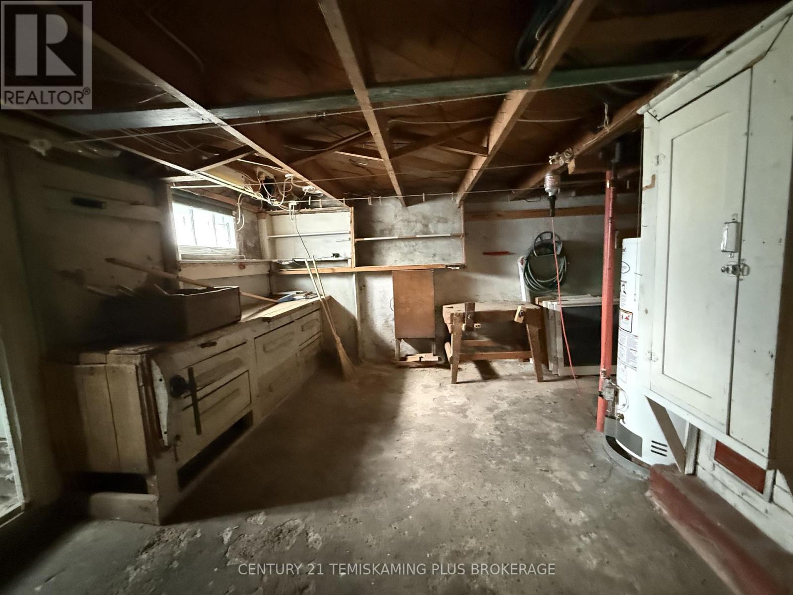 48 WOODS STREET - Image 19