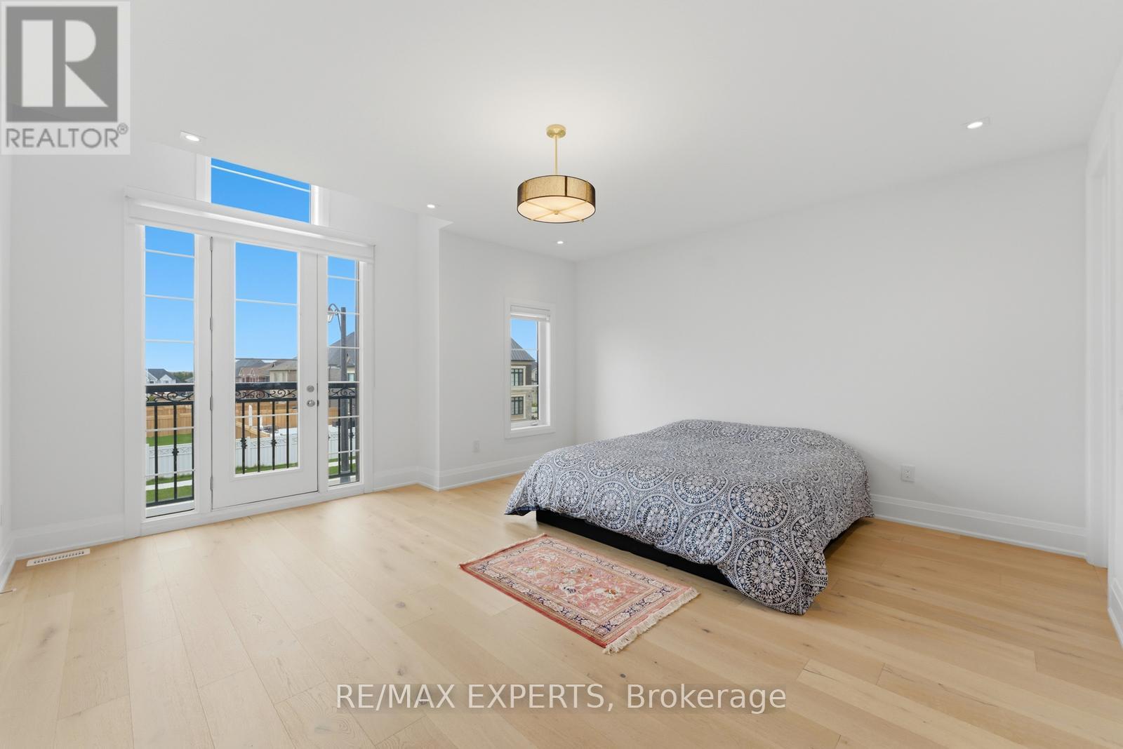 15 SCULPTURE GARDEN LANE - 33