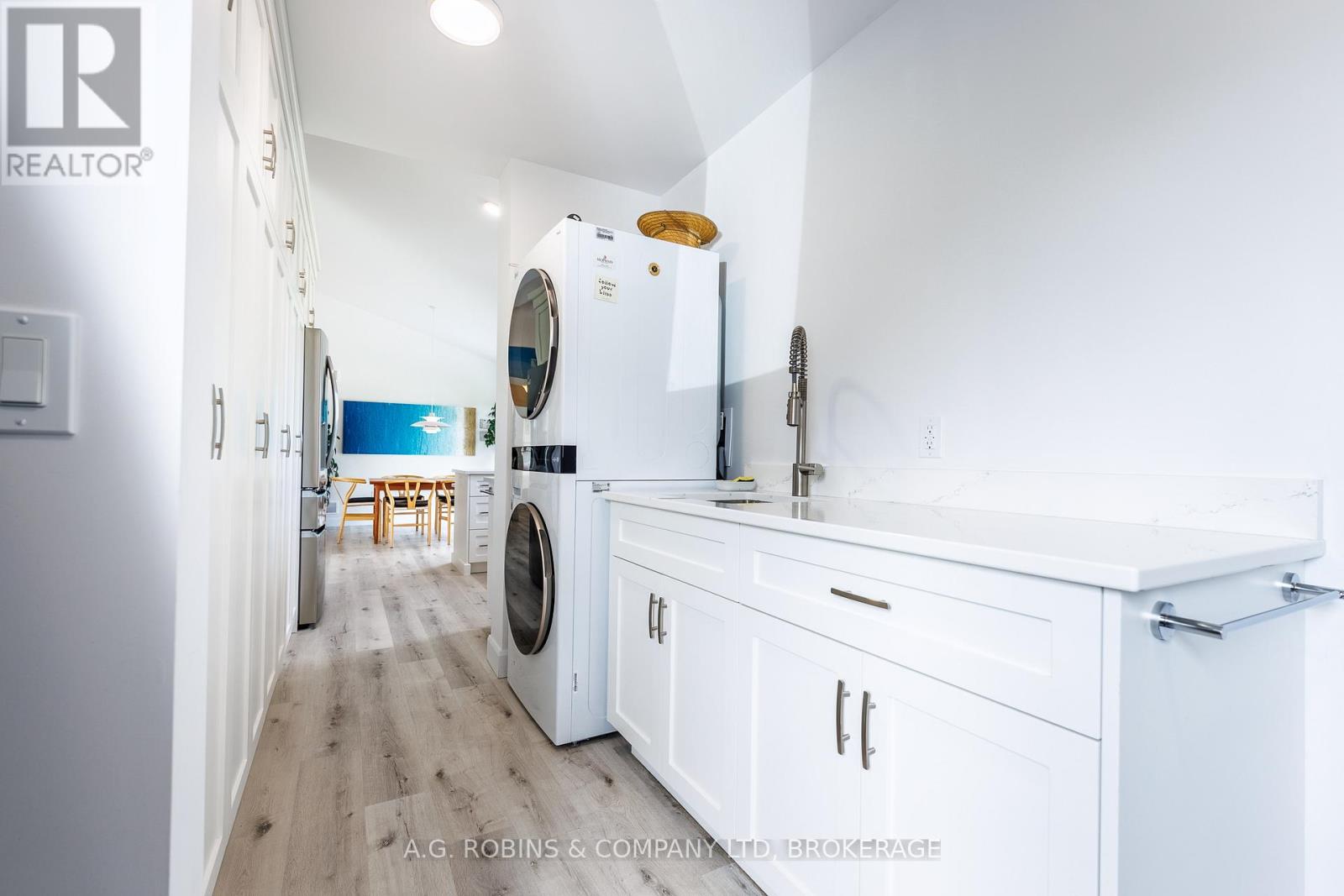 11716 LAKESHORE ROAD - 24