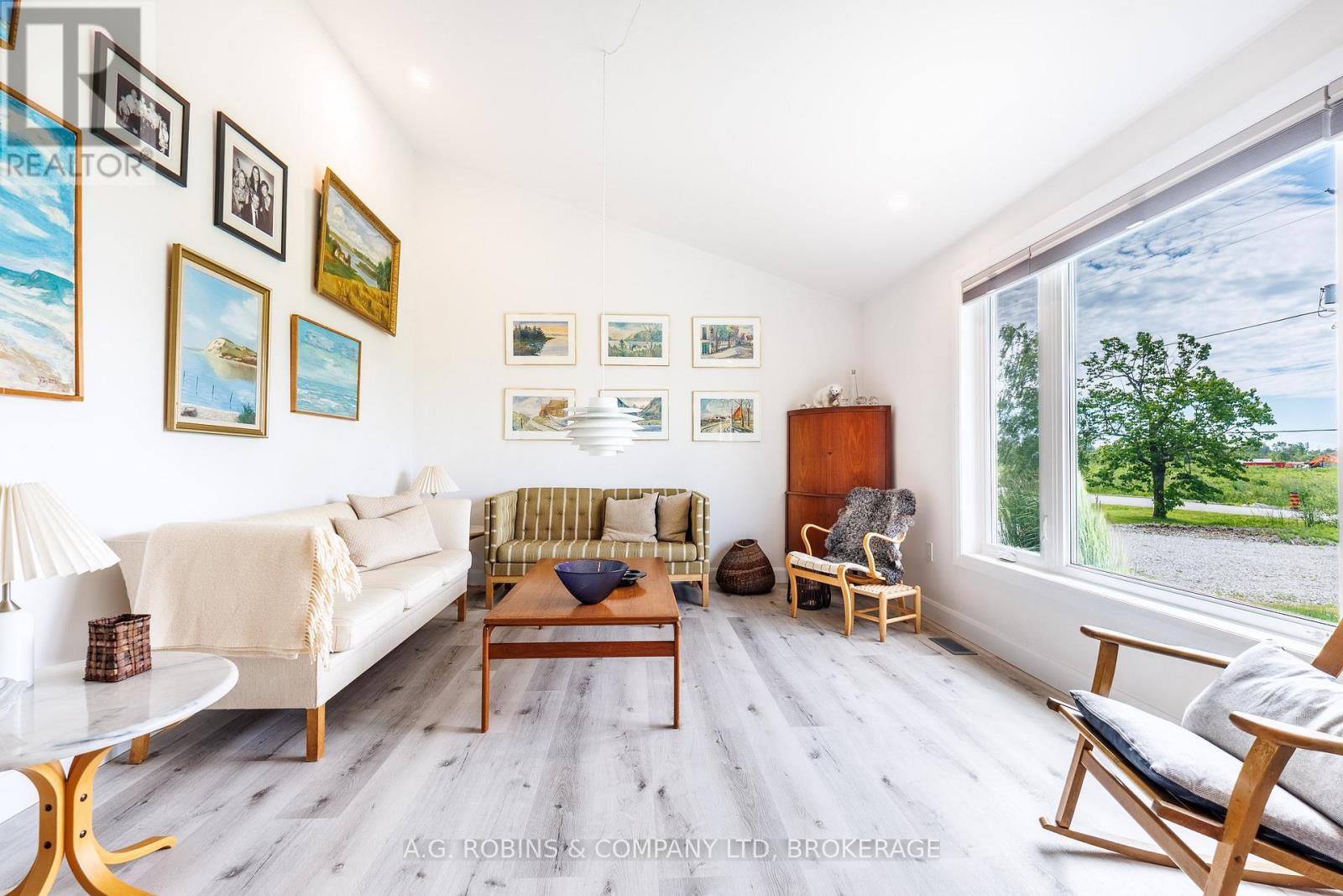 11716 LAKESHORE ROAD - 9