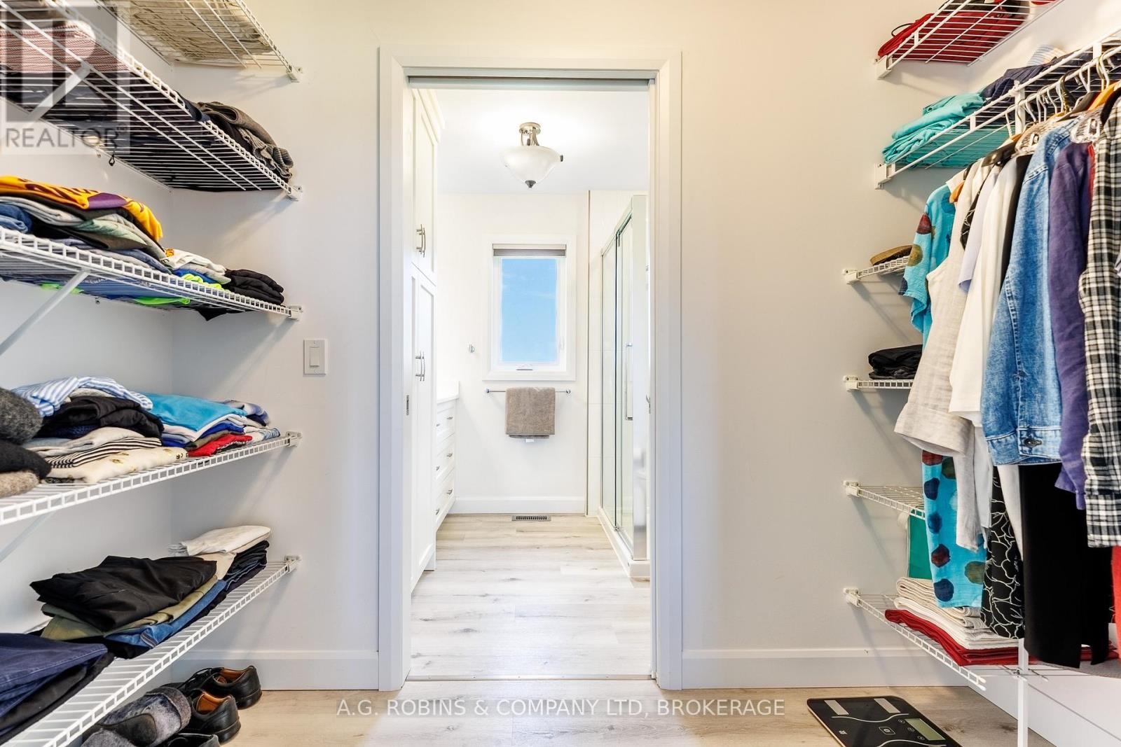 11716 LAKESHORE ROAD - 30