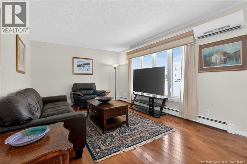 5 Beau Rivage Street - 16
