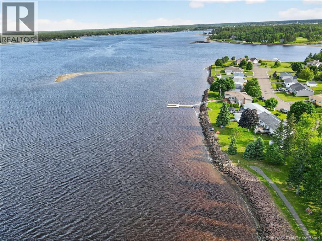 5 Beau Rivage Street - 44