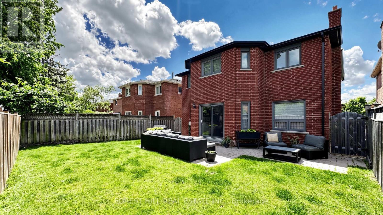 19 ROMANO CRESCENT - 45