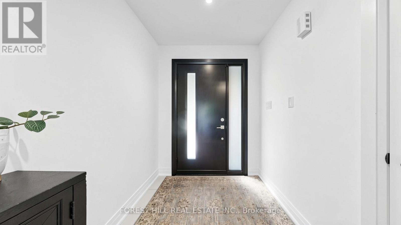 19 ROMANO CRESCENT - 6