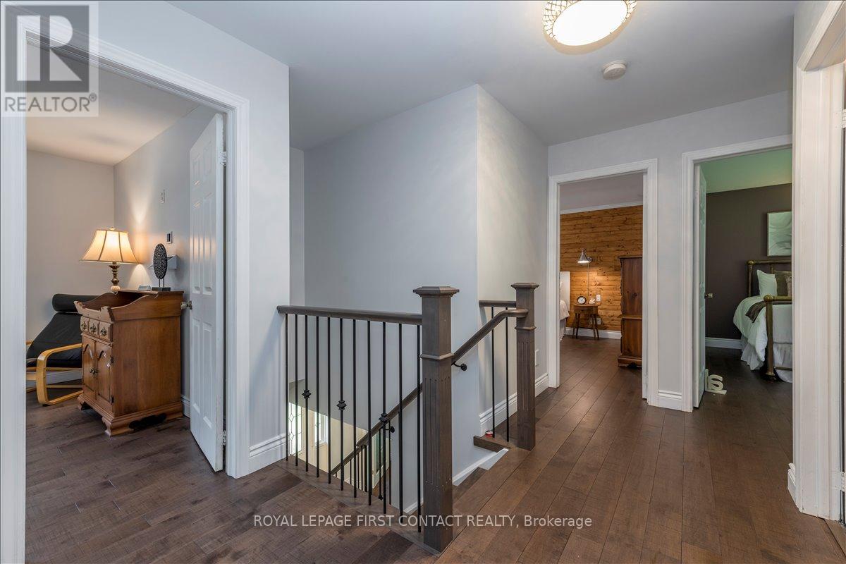 11 FORESTWOOD LANE - 20