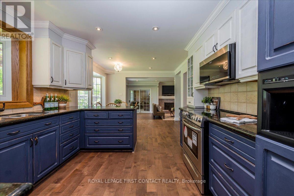 11 FORESTWOOD LANE - 10