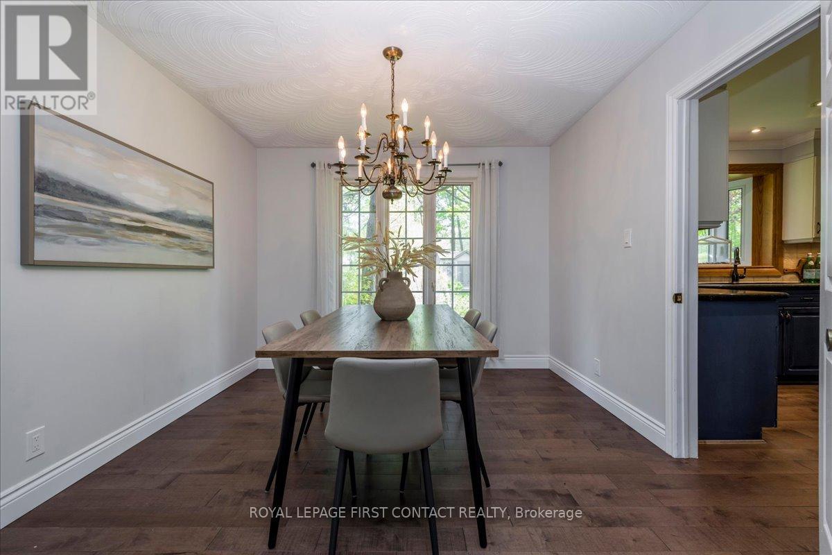 11 FORESTWOOD LANE - 7