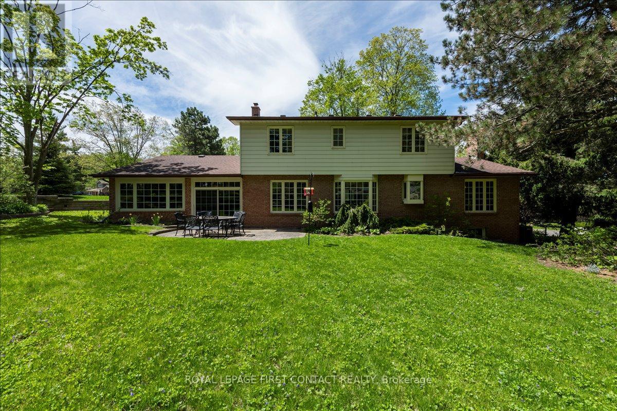 11 FORESTWOOD LANE - 41