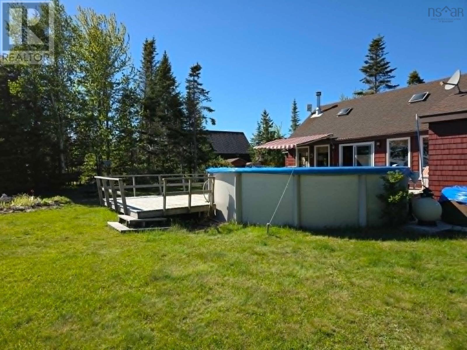 251 Bayview Drive - 12